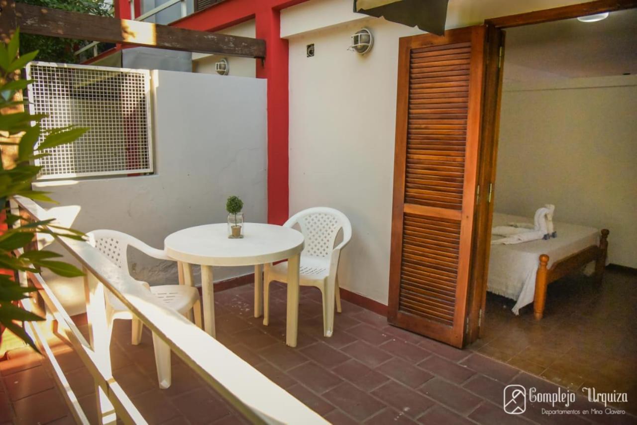 Complejo Urquiza Departamentos Apartment Mina Clavero Bagian luar foto