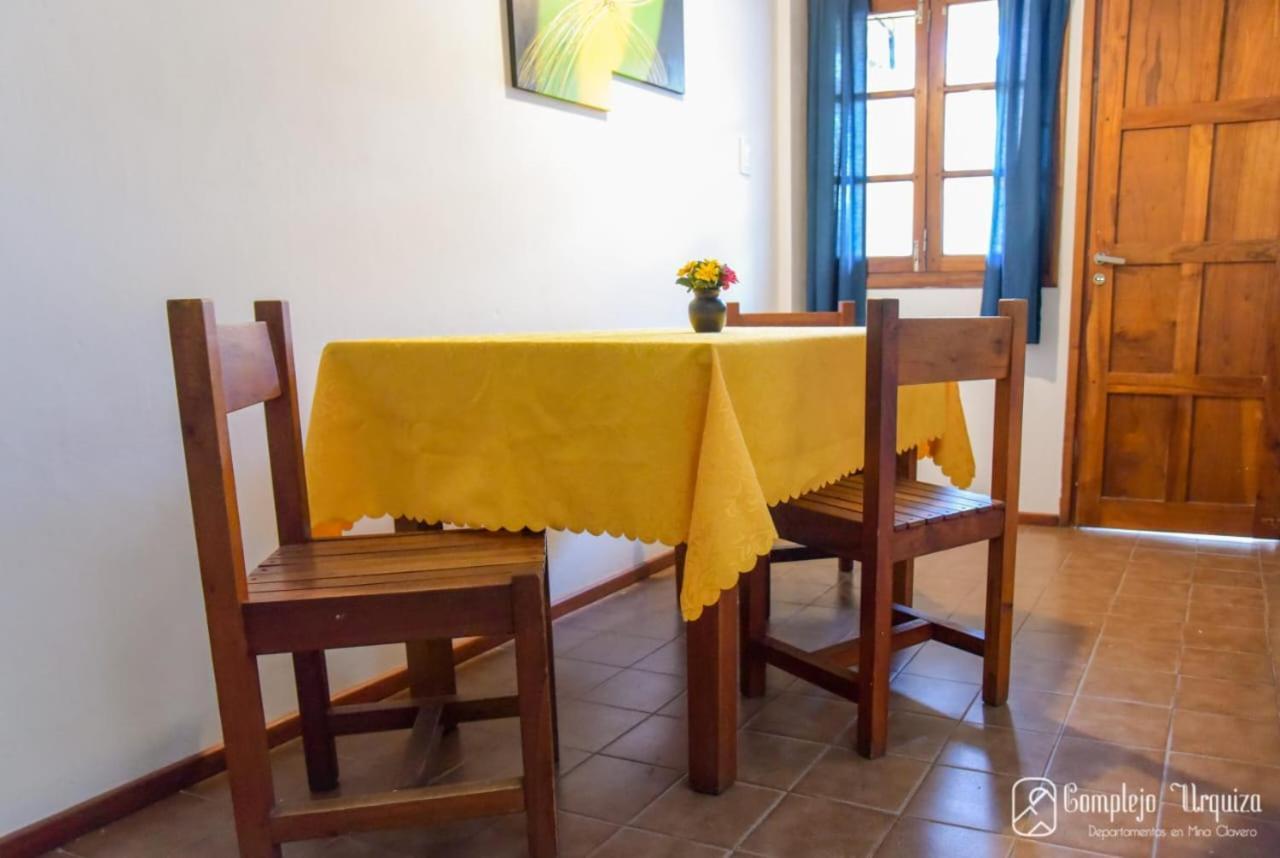 Complejo Urquiza Departamentos Apartment Mina Clavero Bagian luar foto