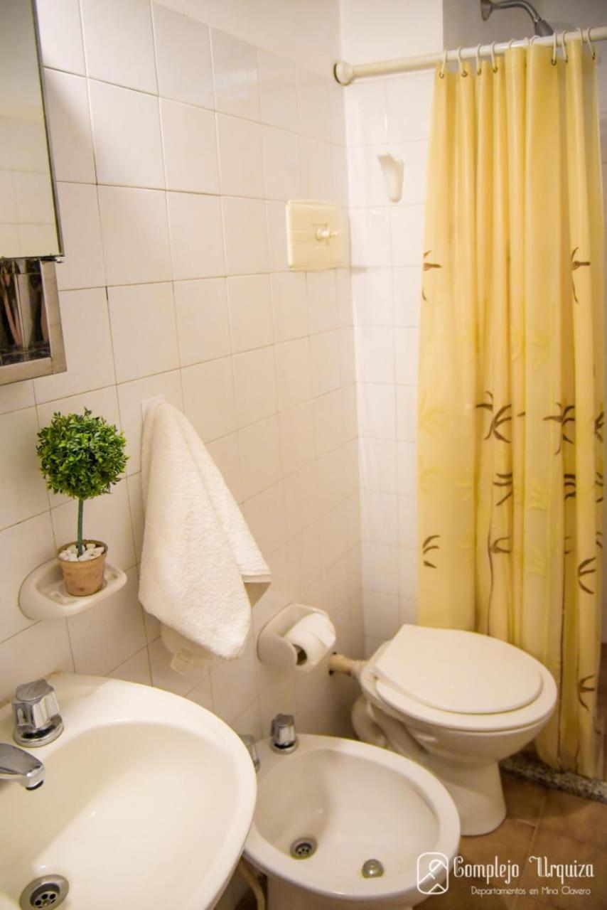 Complejo Urquiza Departamentos Apartment Mina Clavero Bagian luar foto