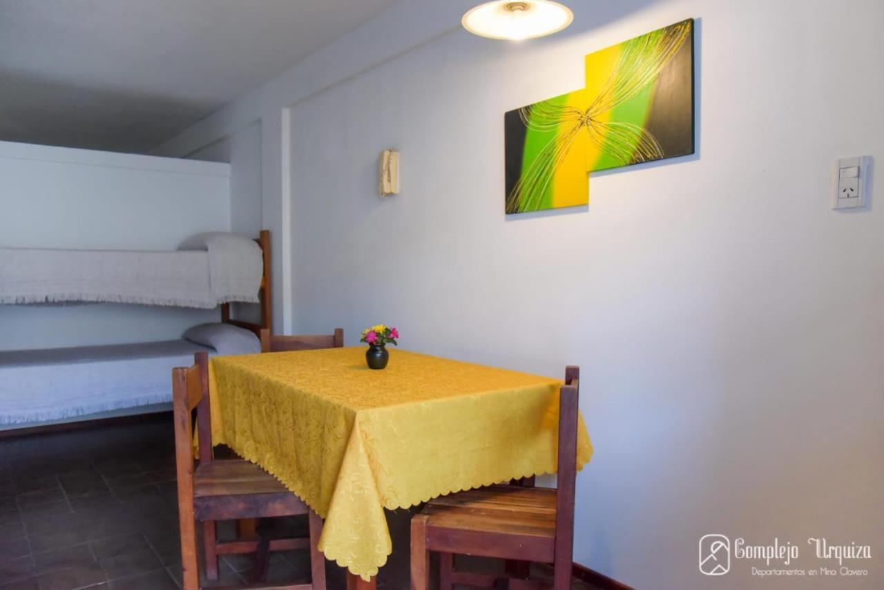 Complejo Urquiza Departamentos Apartment Mina Clavero Bagian luar foto