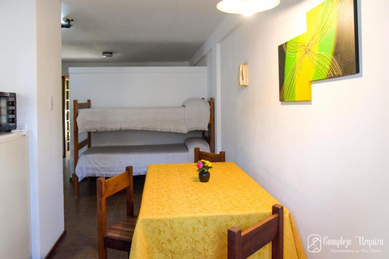 Complejo Urquiza Departamentos Apartment Mina Clavero Bagian luar foto