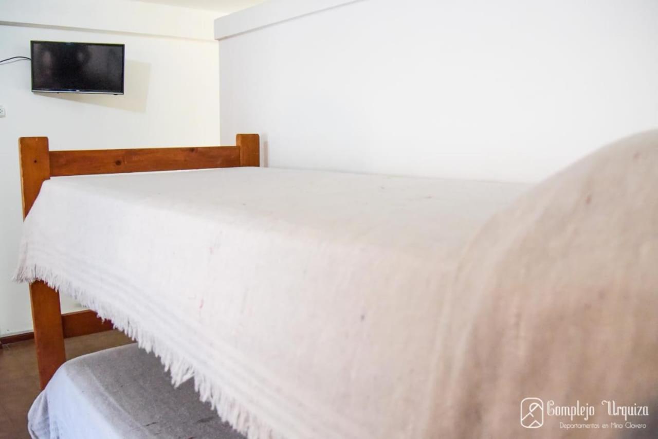 Complejo Urquiza Departamentos Apartment Mina Clavero Bagian luar foto