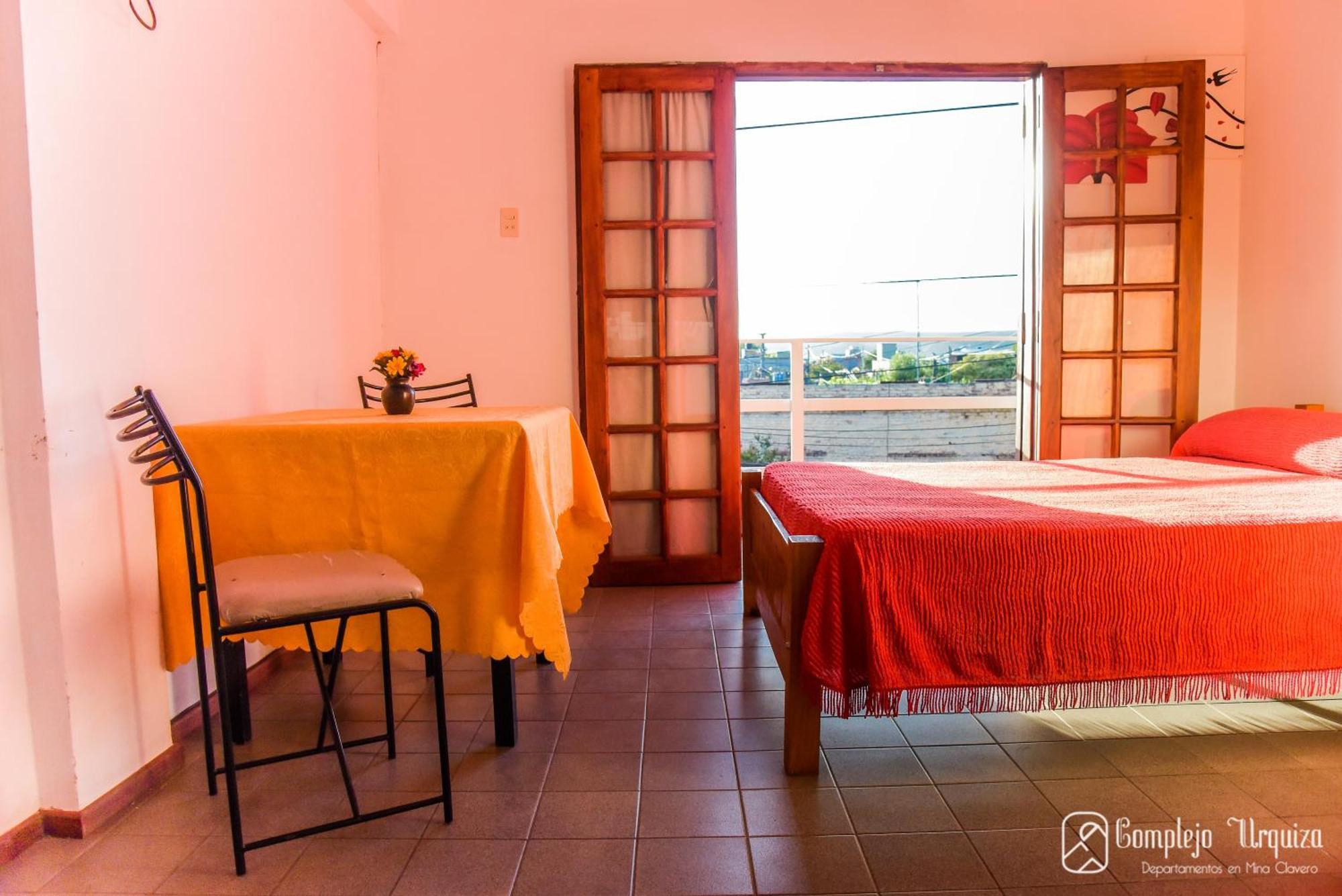 Complejo Urquiza Departamentos Apartment Mina Clavero Bagian luar foto